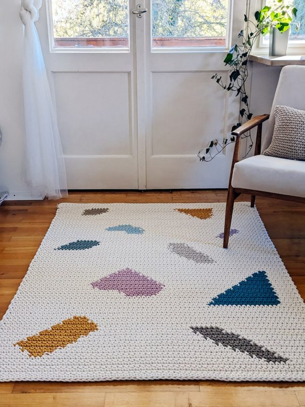 Crocheted Terazzo carpet for the living room